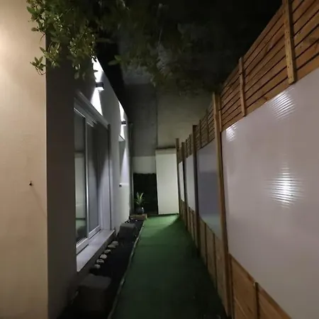 L Ecrin Bleu Maison Neuve Jardin Et Clim Holiday home *